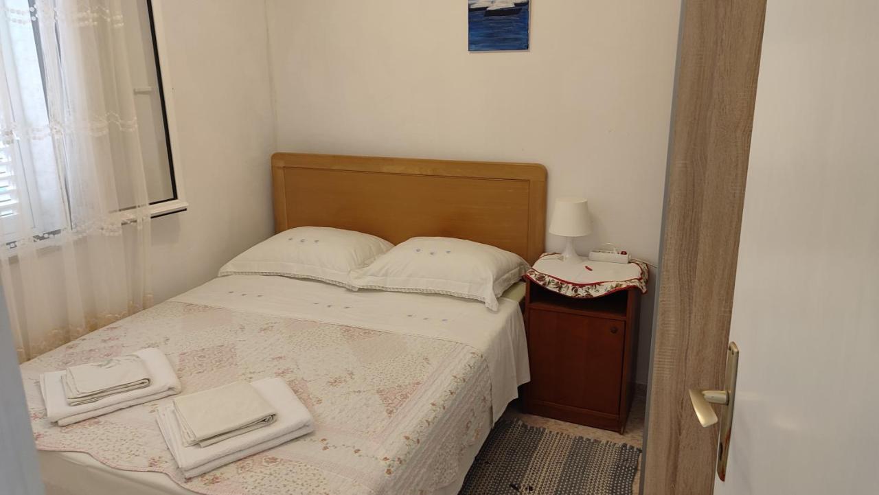 Apartmani Vinko ボル エクステリア 写真