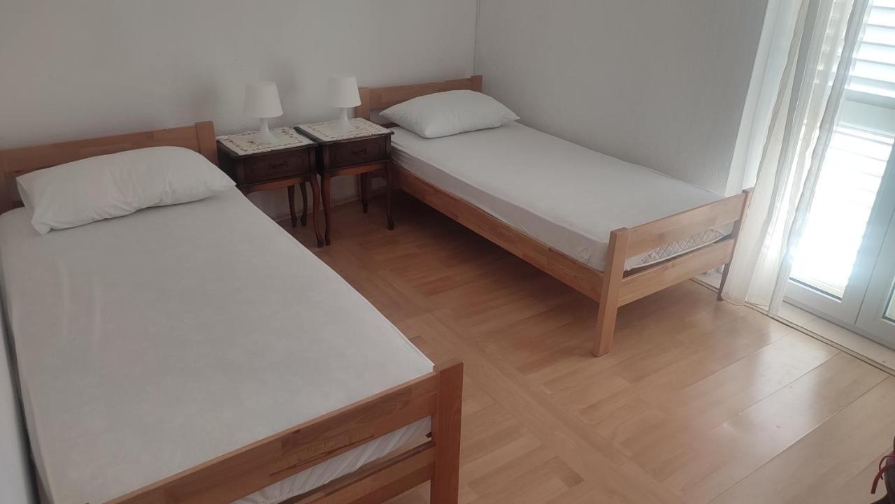 Apartmani Vinko ボル エクステリア 写真