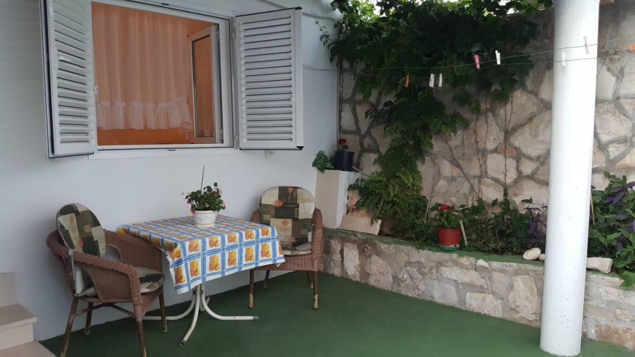 Apartmani Vinko ボル エクステリア 写真