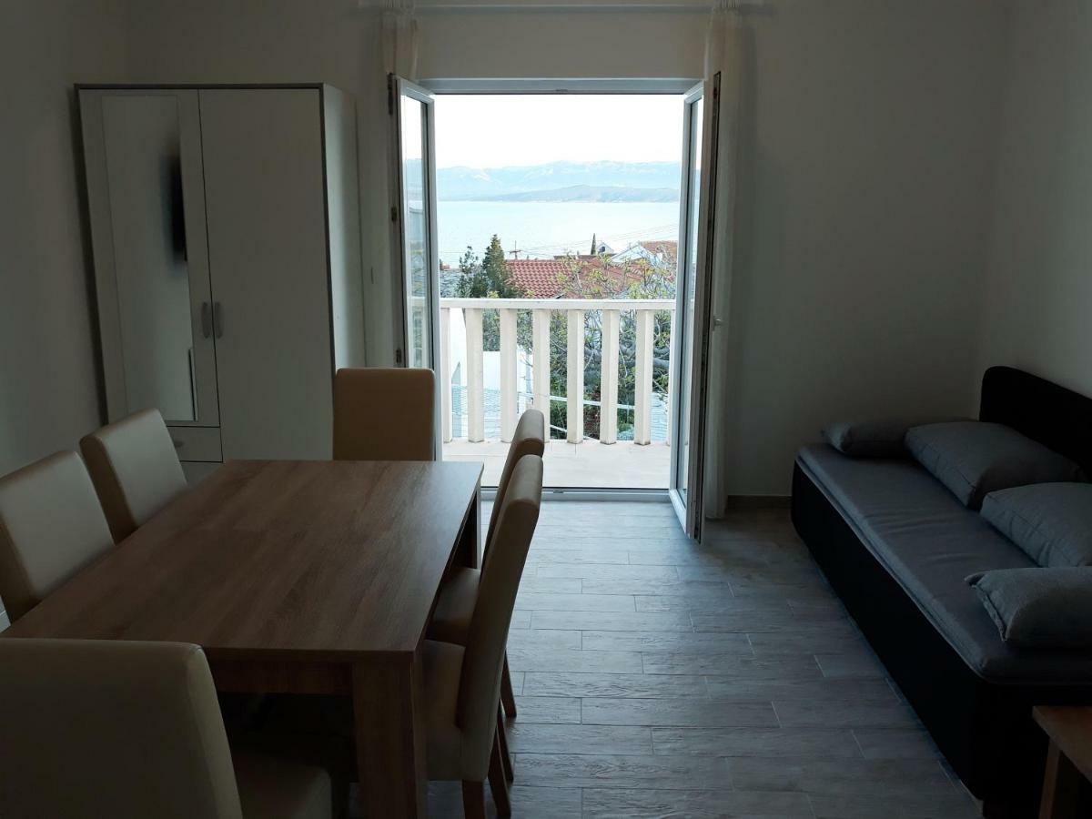 Apartmani Vinko ボル エクステリア 写真